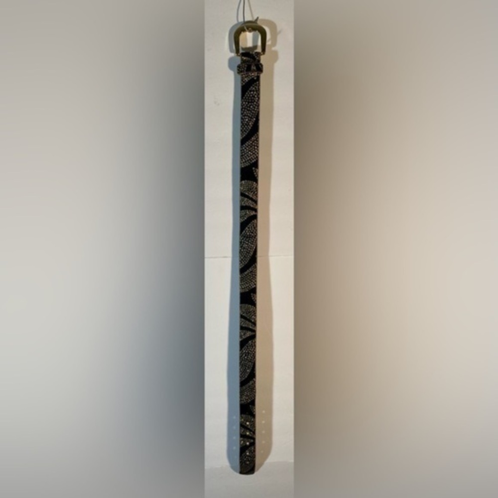 BLACK AND SILVER METALLIC BELT BY ELITE